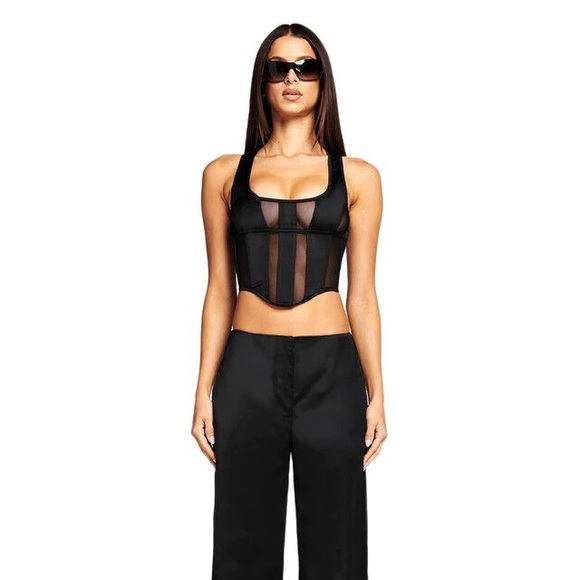 I Am Gia Lucina Top in Black - Picture 2 of 2